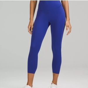 Fast and Free High Rise Crop 19''